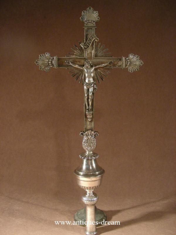 Processionnal Cross Crucifix Bronze