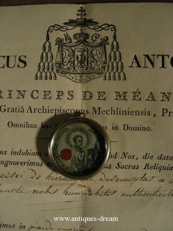 Relic EX Linteo  St Francisi De Hieronimo .With Document Authentique 1819