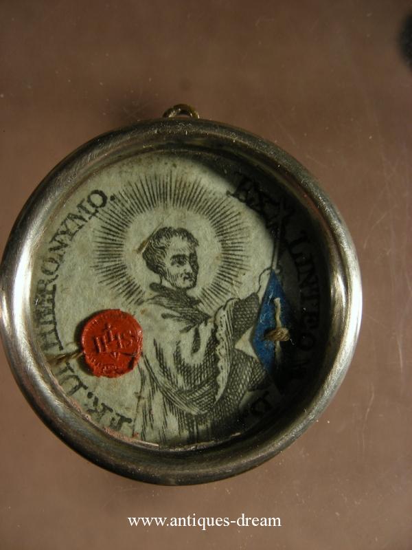 Relic EX Linteo  St Francisi De Hieronimo .With Document Authentique 1819